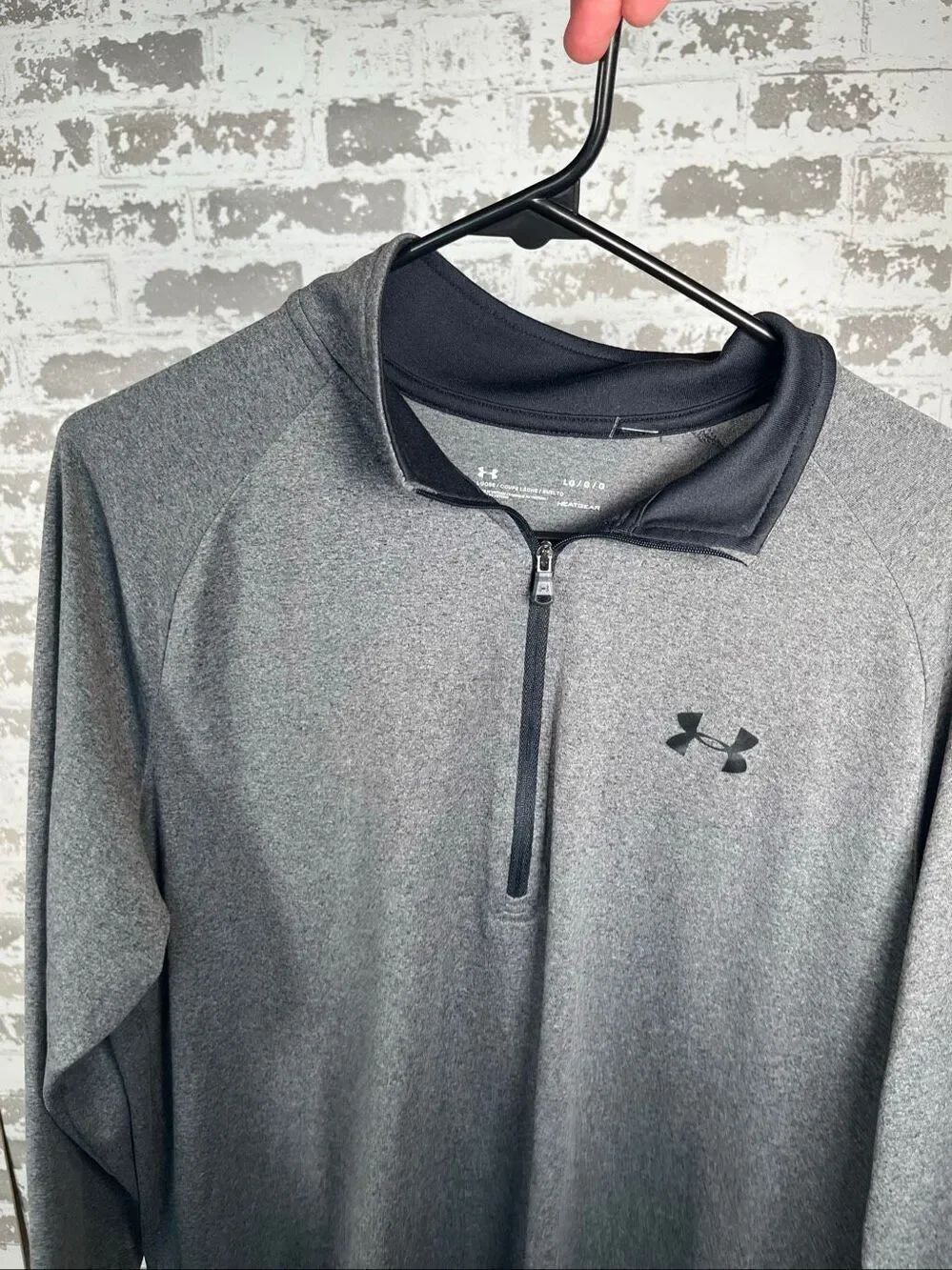 Under armour | mens gray pullover 1/4 zip loose fit